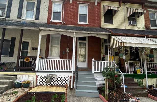 374 S READING AVENUE