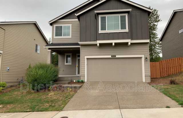 2632 NW Laura Vista