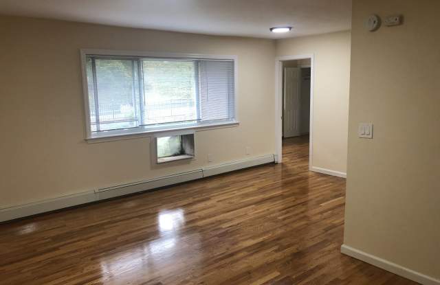 16  Waldron Ave Apt. 12B Nyack, NY 10960