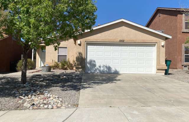 1952 Mesa Grande Loop NE
