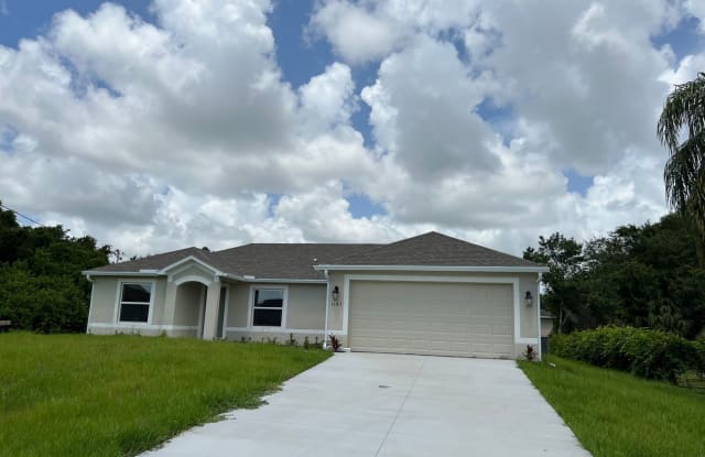 1183 South Hartdale St - 1183 South Hartsdale Street, North Port, FL 34287