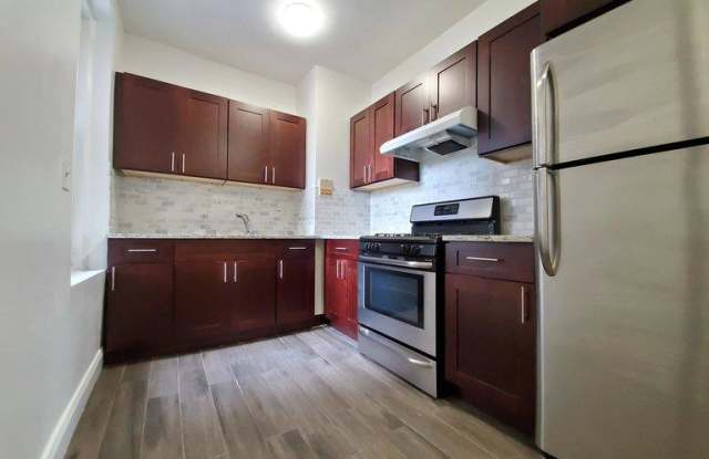 Photo of 520 West 218th Street