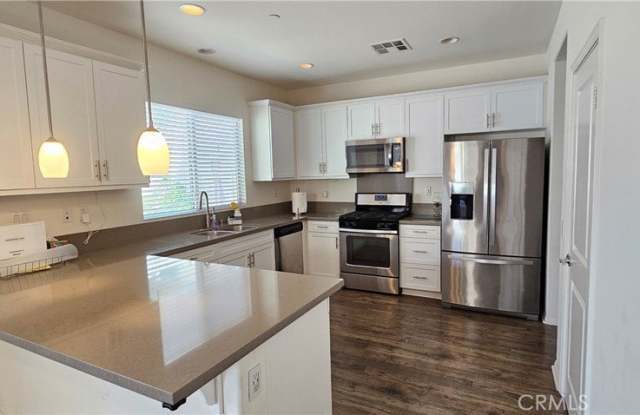 11818 Greenbrier Lane