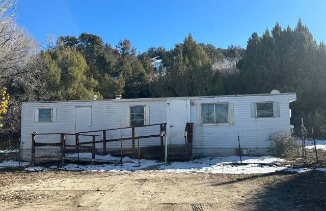 Photo of 1 Bedroom 1 Bathroom Mobile Home located in Aztec, NM available to rent
