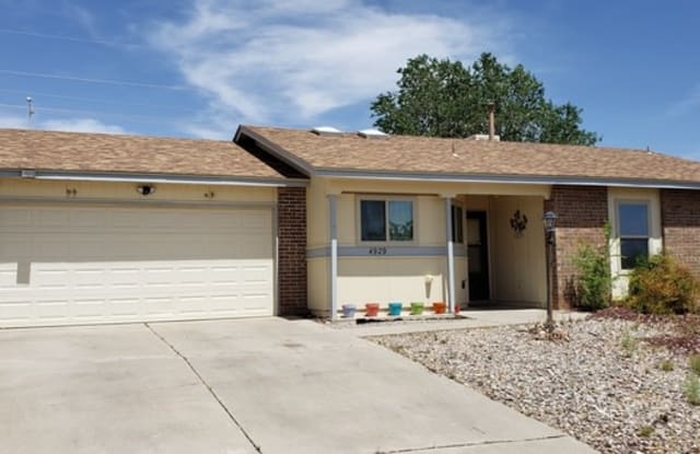 4929 Chromium Drive Northeast - 4929 Chromium Drive Northeast, Rio Rancho, NM 87124