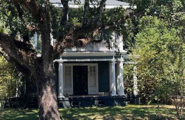 Photo of 1574 Dauphin St