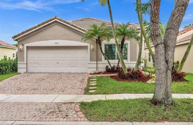 4322 Foxtail Ln
