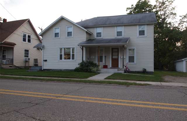 66 St Joe St - 3