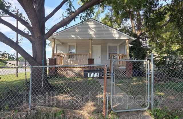 1116 S Woodland Ave