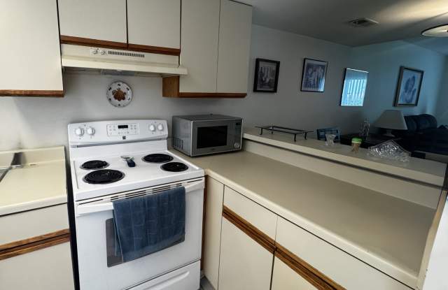 6703 Jefferson Place, F-3