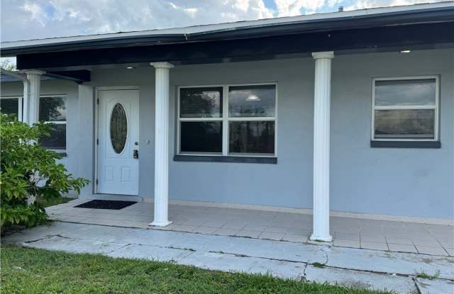 2328 Country Club Boulevard