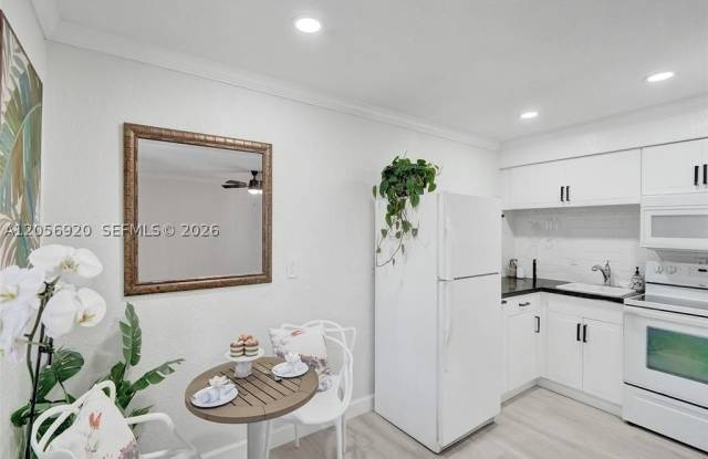 1808 NE 11th Ave