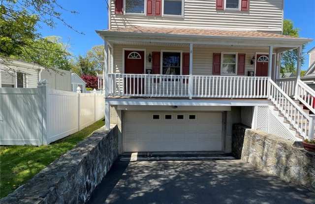 164 Harrison Avenue unit: 1