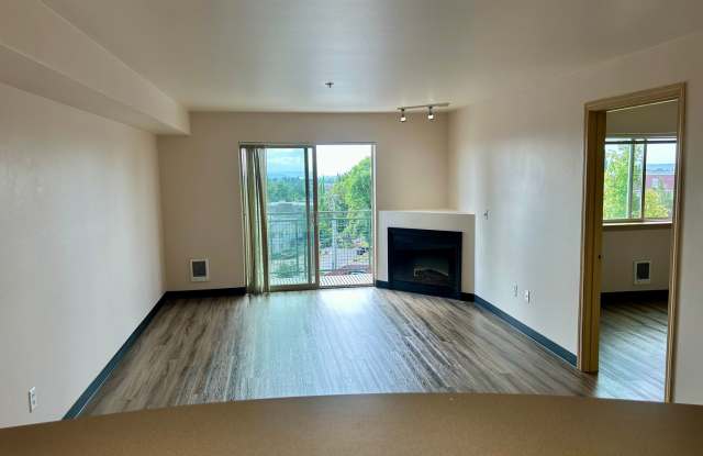 Photo of 1700 Madison