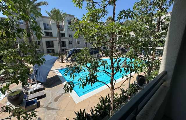Poolside Perfection in Irvine – Stylish 2-Bed, 2-Bath with Resort Amenities!