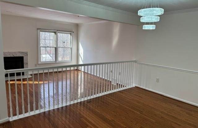 12012 SAW MILL COURT