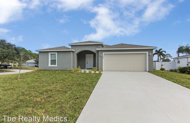 1399 Medina Ave NW - 1399 Medina Avenue Northwest, Palm Bay, FL 32907