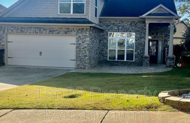 1004 Red Maple Way