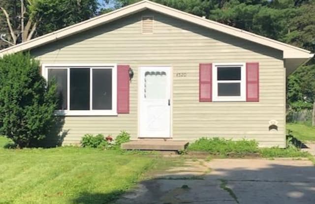 4520 Starr Ave - 4520 Starr Avenue, Lansing, MI 48910