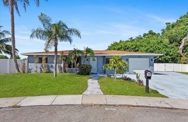 Photo of 1721 SW 10th Street