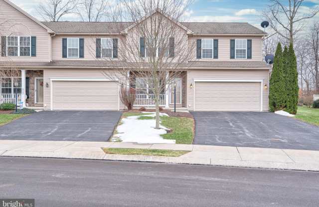 215 STONEHEDGE DRIVE - 215 Stonehedge Drive, Cumberland County, PA 17015