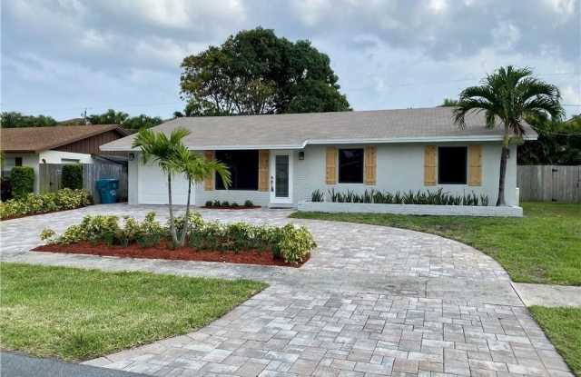 420 SE 34th Ave