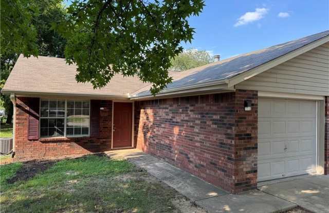 Photo of 4420 Franciscan  TR