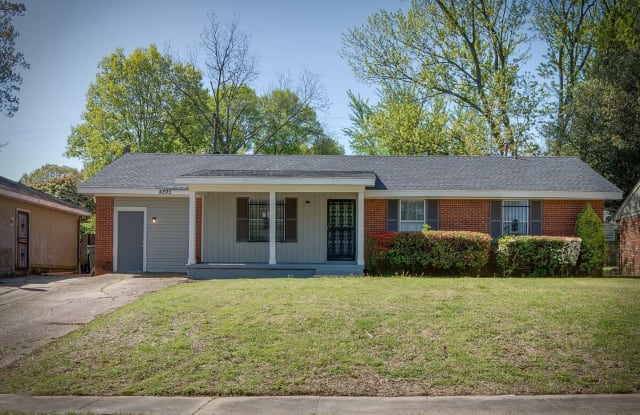 4895 Blanding Ave - 4895 Blanding Avenue, Memphis, TN 38118