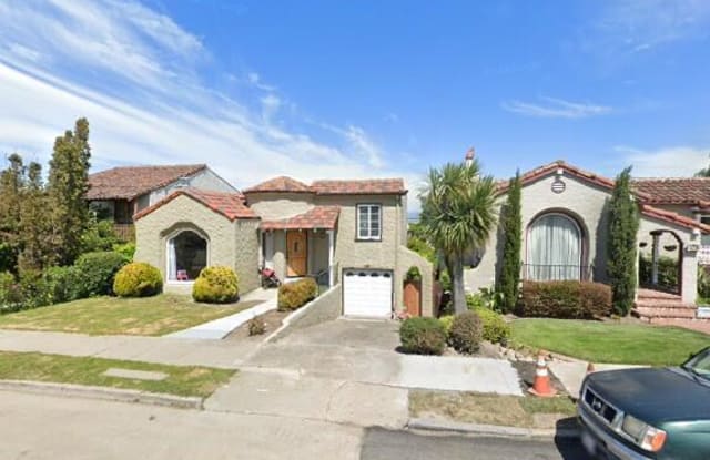 Photo of 276 Elder Avenue