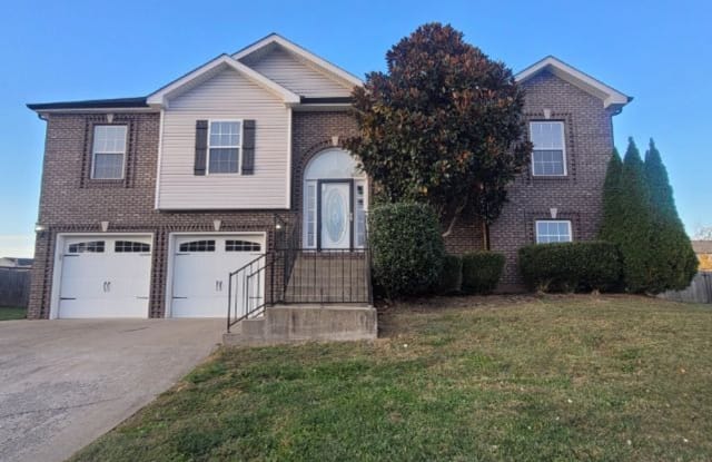 1525 Hattie Lane - 1525 Hattie Ln, Clarksville, TN 37042