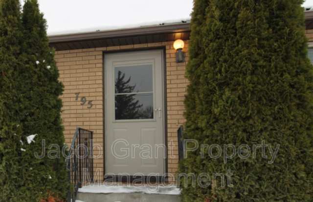 775 Freeman