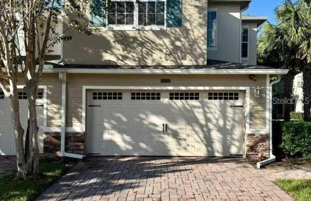 1122 PRIORY CIRCLE