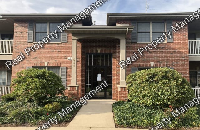 644 Cambridge Court #1B - 644 Cambridge Ct, Munster, IN 46321