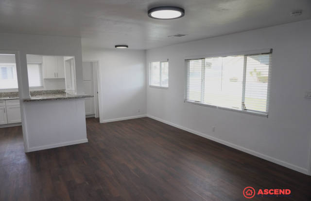 Home in Southeast Bakersfield!