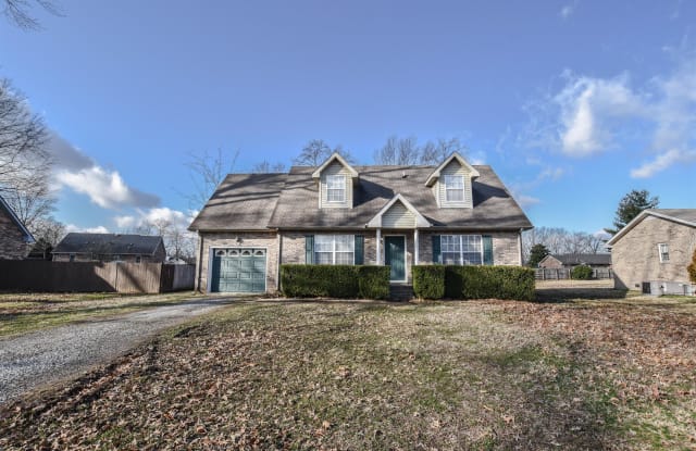 1174 Woodbridge Drive - 1174 Woodbridge Drive, Clarksville, TN 37042