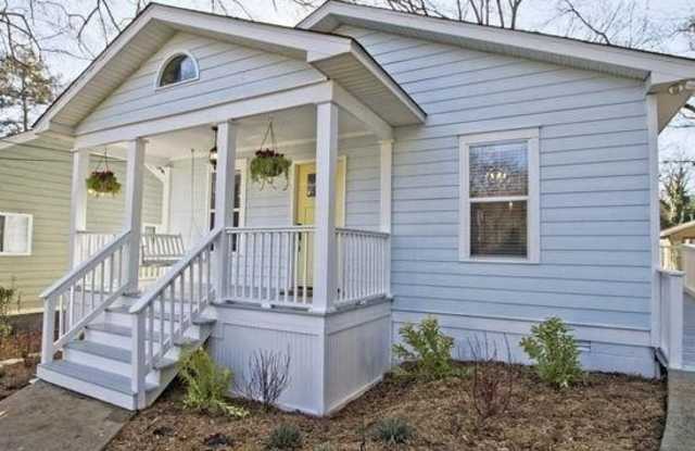 Photo of 1238 Plaza Avenue SW