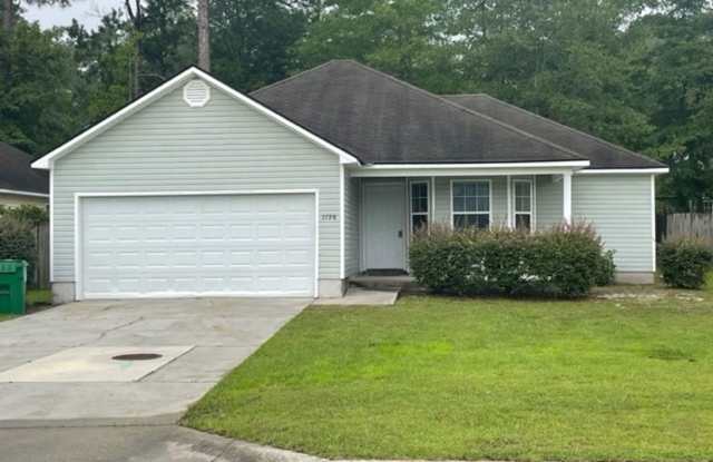 Photo of Nice 3 bedroom/2 bathroom Home in Shiloh Forrest