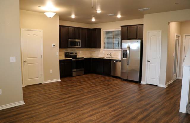 744 Westfield Boulevard