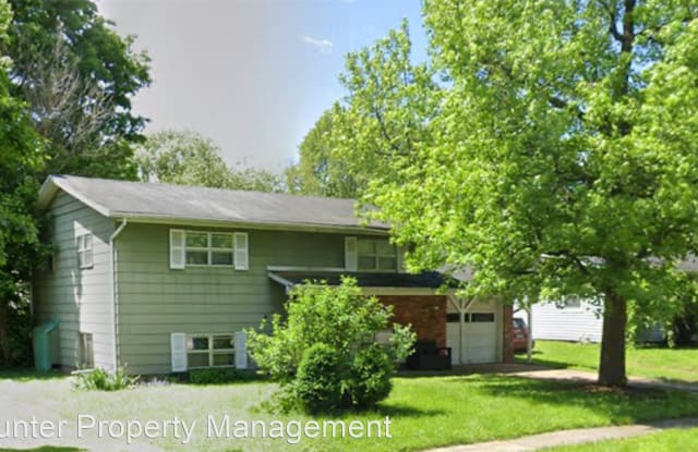 602 E Edgewood St - 602 East Edgewood Street, Springfield, MO 65807