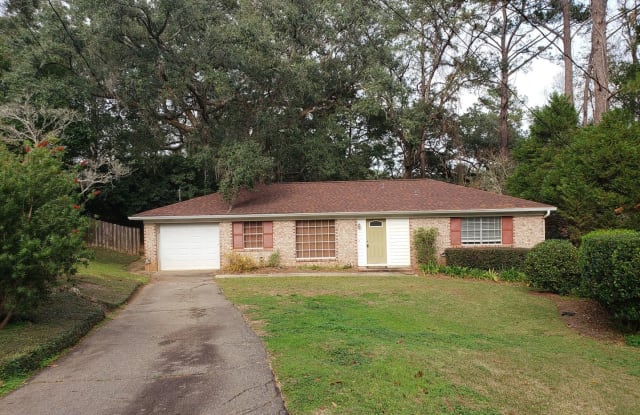 2413 Tree Top Court - 2413 Tree Top Ct, Tallahassee, FL 32303