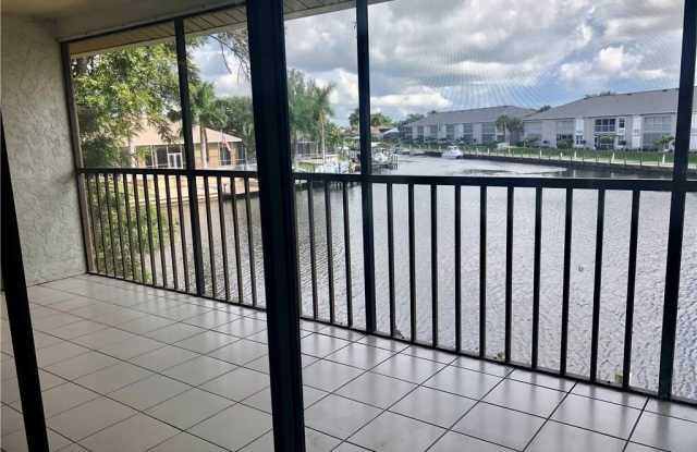 Photo of 4717 SW 13th Avenue unit: 210