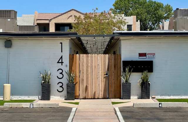 1433 S. Kenneth Place
