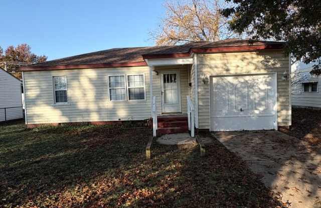 Photo of 1730 S Hudson