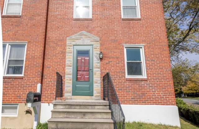 Spacious 4Bed/2Bath Townhome in Ridgeleigh
