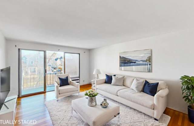 175 West Wyoming Ave.