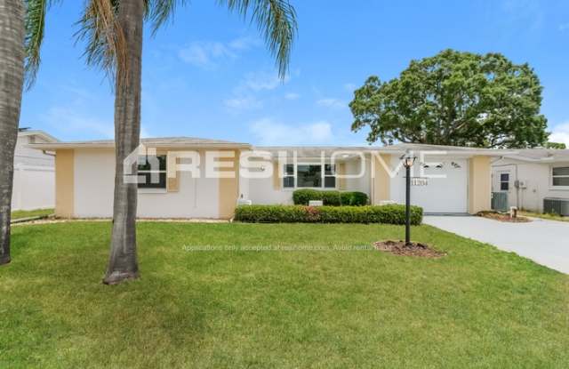 11204 Tamarix Avenue