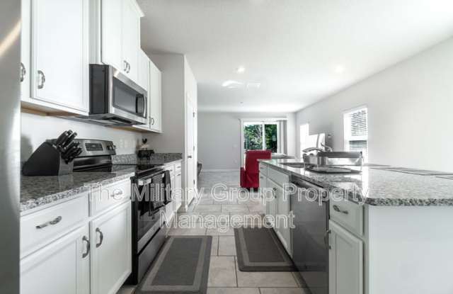 1121 Grand Cypress Ct.