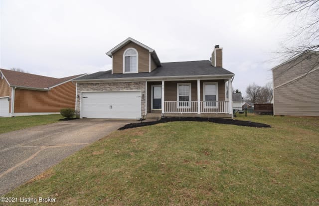 8102 Village Point Dr - 8102 Village Point Drive, Jefferson County, KY 40291