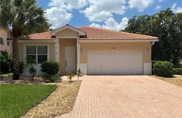 17600 Holly Oak Avenue - 17600 Holly Oak Avenue, Three Oaks, FL 33967