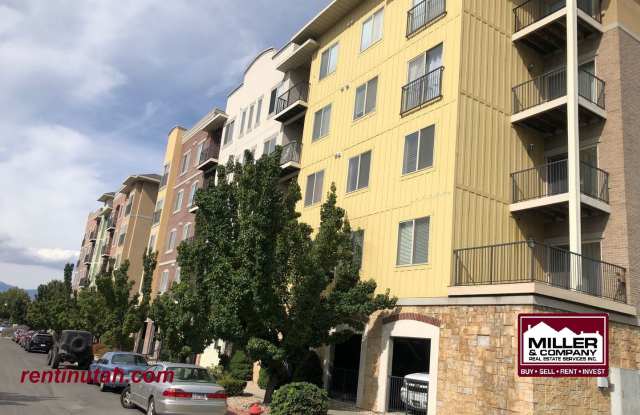 Nice Sandy Condo For Rent!!